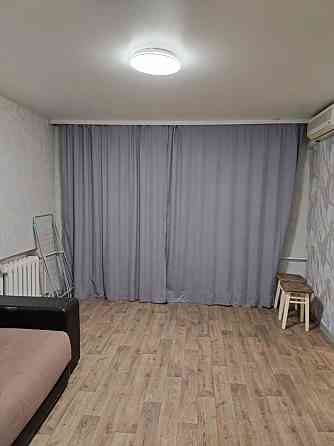 Сдаю в г. Мариуполе, Пр-кт Победы: Однушка Левобережный район, ориентир Щирый кум. Мариуполь