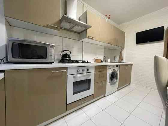 Сдаётся 2-к комнатная квартира в Ворошиловскому районе, проспект Дзержинского 12 Донецк