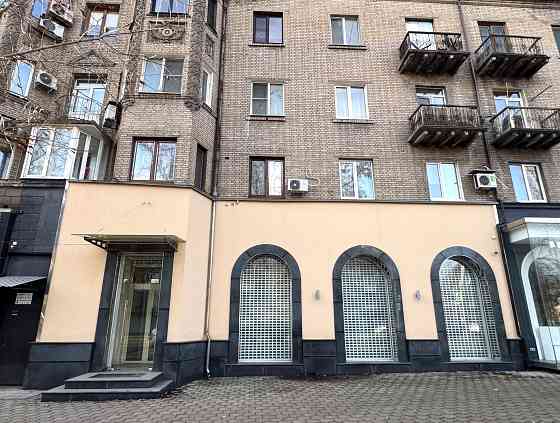 Аренда фасадного помещения по ул.Артема Донецк