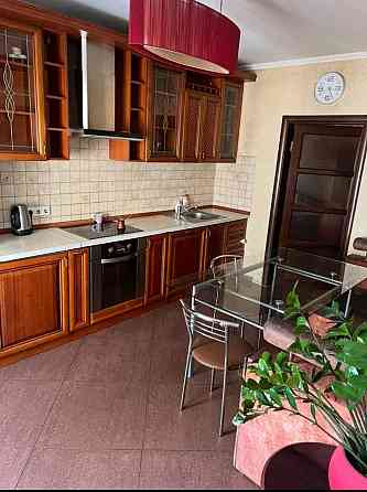 Сдам 2-комнатную квартиру в Куйбышевском районе, площадь Бакинских Комиссаров. Донецк