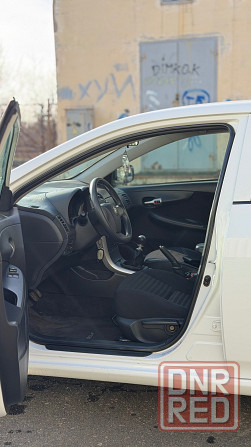 Toyota Corolla 2012 **143.000km** Донецк - изображение 5