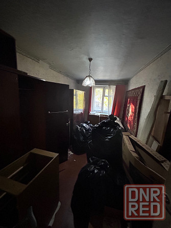 3кв. м-н Центральный 2/5 Макеевка - изображение 1