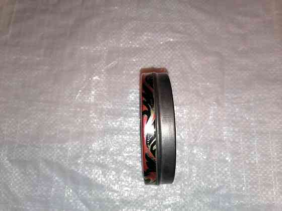 Жестяная банка от конфет монпансье. ссср. Стаханов