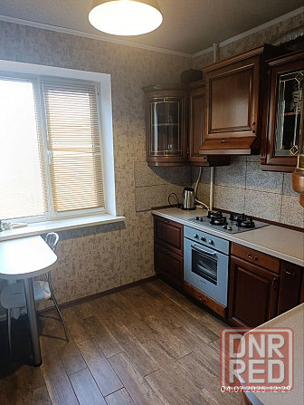 Продам 3к.кв 230-й Стрелковой Дивизии, микрорайон Цветочный Донецк - изображение 1