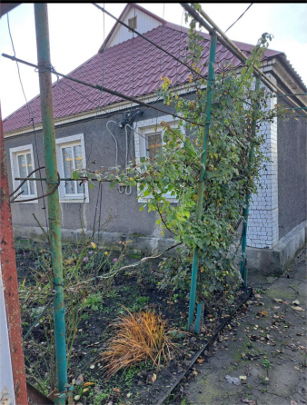 Продается 4 - х комнатный дом, ул. Знаменская Донецк