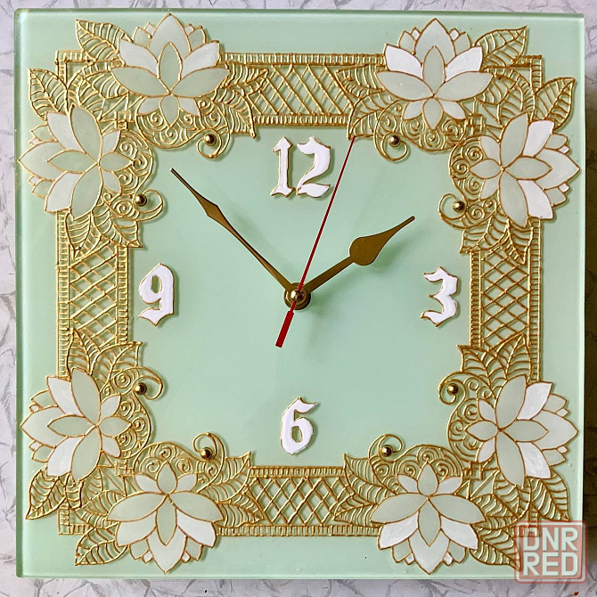 Часы "Лотосы", 28 на 28 см. Новые. Донецк - изображение 1