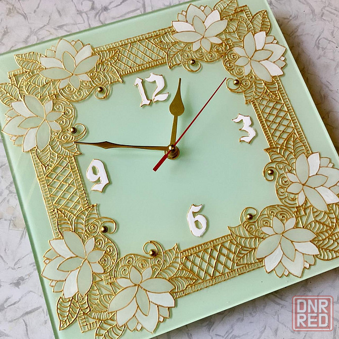 Часы "Лотосы", 28 на 28 см. Новые. Донецк - изображение 2