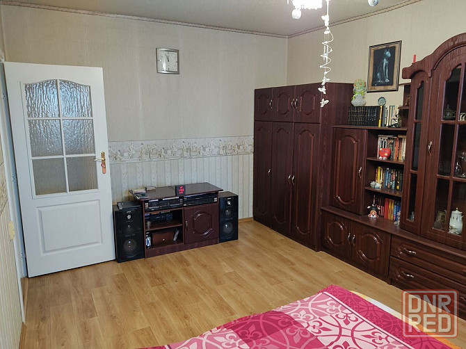 Продается 2 - х комнатная квартира, ул. Политбойцов Донецк - изображение 4