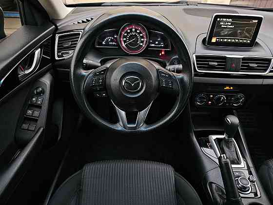 Продам mazda 3 ,2016 год ,2.0 Акпп Макеевка