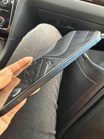 Продам айфон 15 pro max на 256 Макеевка