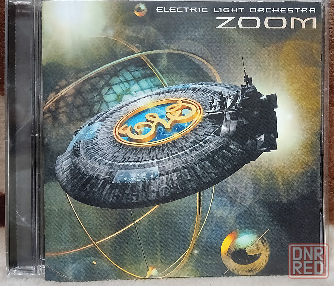 Electric Light Orchestra (ELO) (2000) Zoom: CD, Лицензия Макеевка - изображение 1