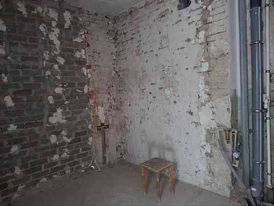 Продается 2-х комнатная сталинка Мариуполь