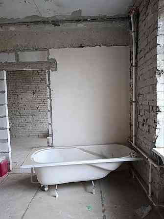 Продается 2-х комнатная сталинка Мариуполь