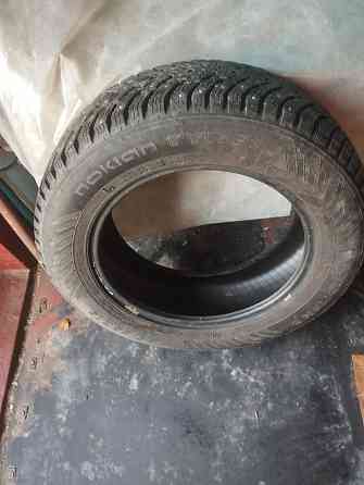 зима нокиан шип. 185/65/15. резина. 7мм. остаток. Донецк