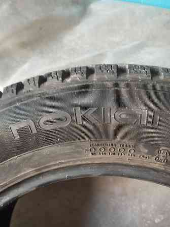 зима нокиан шип. 185/65/15. резина. 7мм. остаток. Донецк