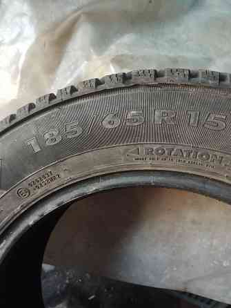 зима нокиан шип. 185/65/15. резина. 7мм. остаток. Донецк
