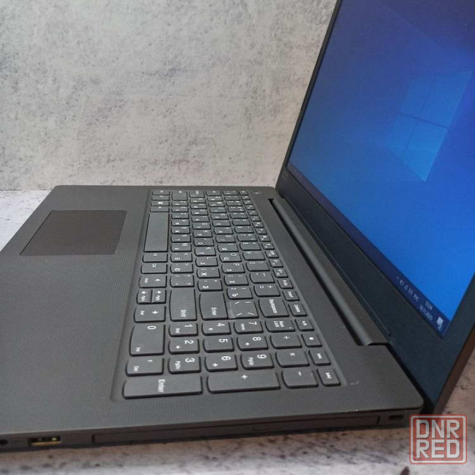 Ноутбук Lenovo v130-15ikb Intel i5 7200U 8Гб SSD256ГБ Донецк - изображение 3