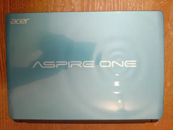Acer D270 (10,1 дюйма, Atom N2600, 4Gb DDR3, HDD 320Gb) Макеевка
