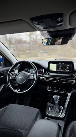 Продам Kia Seltos Донецк