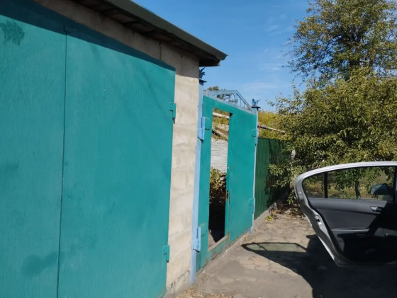 Участок 7 соток приватизированный с домом Макеевка