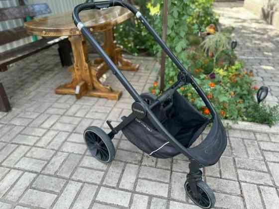 Продам коляску 3 в 1, в хорошем состоянии. Донецк