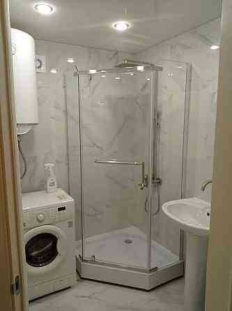 Сдаётся: 1 комнатная квартира (студия) Район: Ленинский, ул. Речная (боссе) Донецк