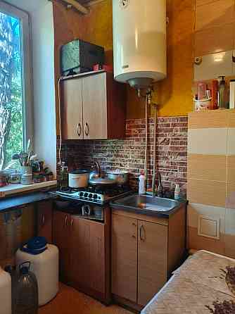 2 комнаты в комуналке по ул. Собинова. Донецк