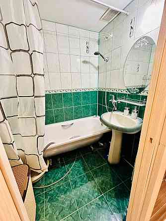 Сдаётся: Двухкомнатная квартира Приморский район, пр-кт Нахимова, ориентир Приморский парк. Мариуполь