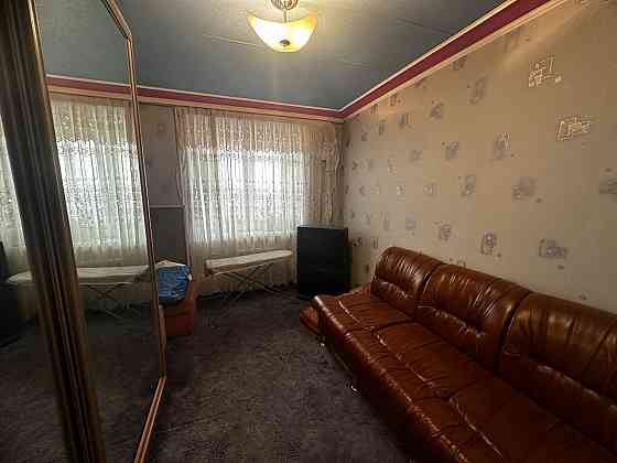 Продам 4-х комнатную квартиру в Донецке Мединститут Донецк