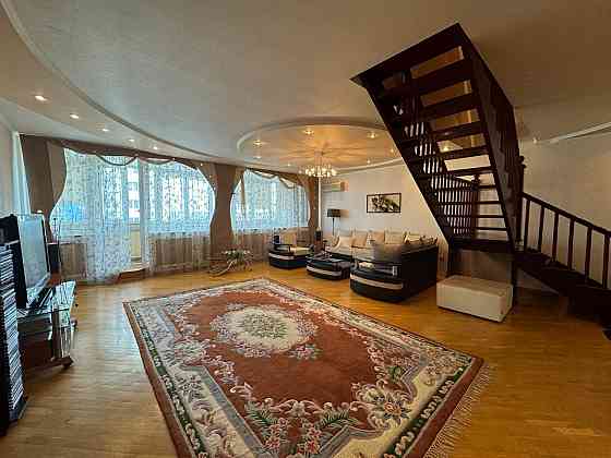 Сдается в аренду двухуровневая квартира в жк Пирамида на ул 25 лет ркка Донецк