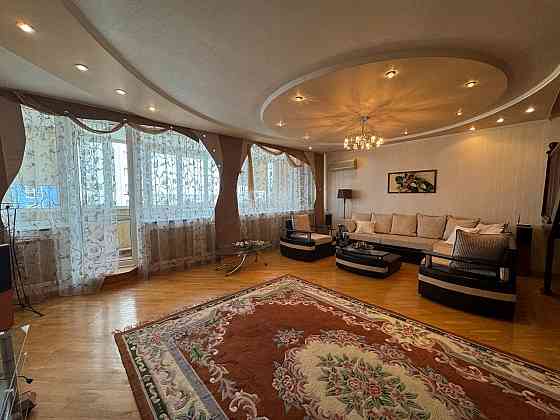 Сдается в аренду двухуровневая квартира в жк Пирамида на ул 25 лет ркка Донецк