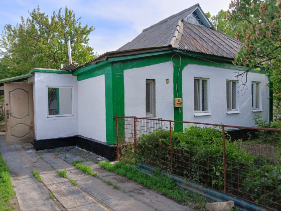 Продается дом с газом г.Макеевка, птг. Ханженково,Советский район (Новый поселок) Макеевка