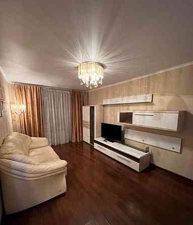 Сдам 2-комнатную квартиру в Буденовском районе, Майский рынок. Донецк