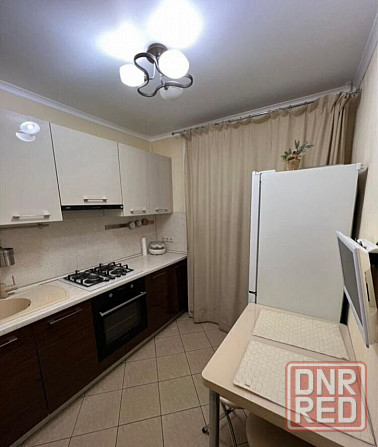 Сдам 2-комнатную квартиру в Буденовском районе, Майский рынок. Донецк - изображение 3