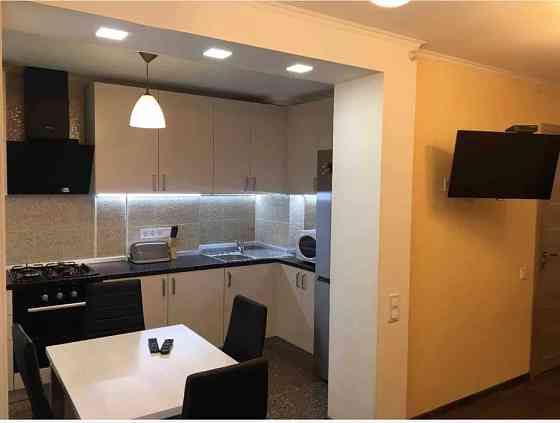 Сдаётся: Трёхкомнатная квартира в г.Мариуполь, Центральный район, ул. Ленина Мариуполь