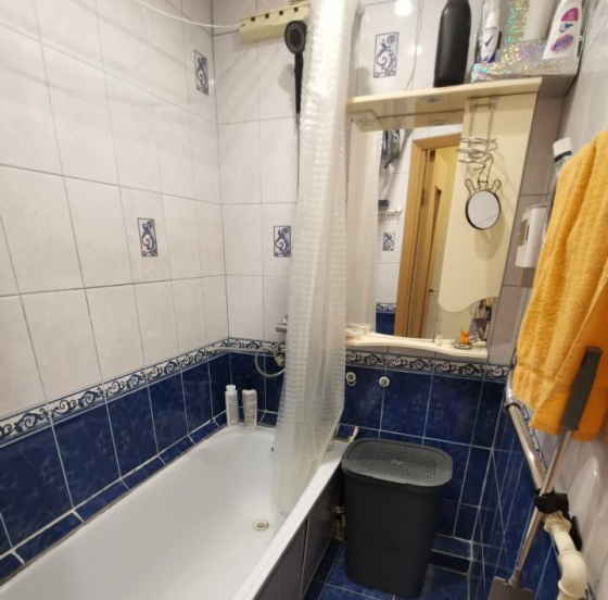 Квартира двухкомнатная, идеально подойдет для семьи Донецк