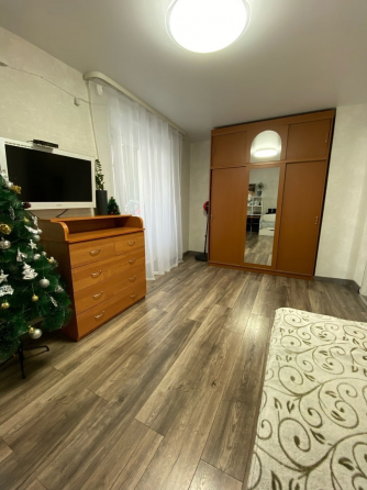 Сдам 1-к кв на площади Ленина . Донецк