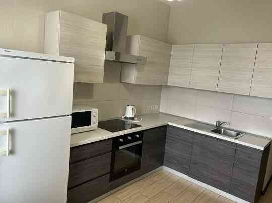 Сдаётся просторная двухкомнатная квартира в Ленинском районе Донецк