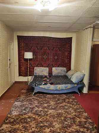 Сдаю 2к. кв. на ост.Школа Макеевка