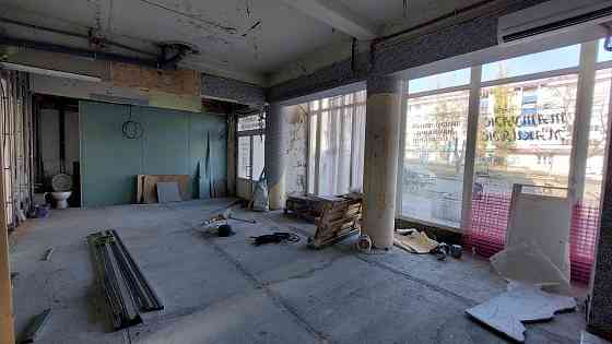 Сдам шикарное фасадное помещение 72 м2 с отдельным входом, в центре Донецка. Донецк