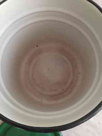 Ведро эмалированное с крышкой Донецк