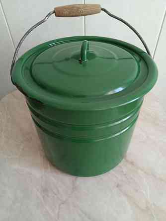 Ведро эмалированное с крышкой Донецк