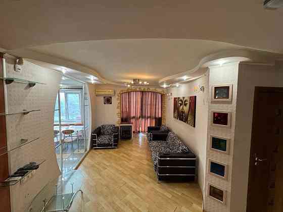 Сдам 3х комнатную квартиру Ворошиловский район, Крытый рынок бульвар Школьный Донецк