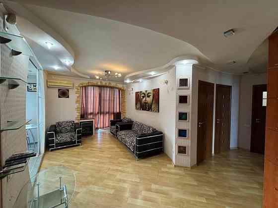 Сдам 3х комнатную квартиру Ворошиловский район, Крытый рынок бульвар Школьный Донецк