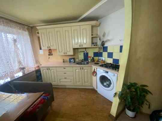 Сдается: 1-комнатная квартира-студия Район: Пролетарский Донецк