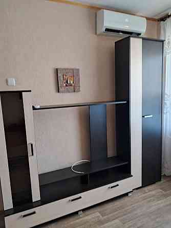 сдам 1ком квартиру в калинин. р-не, пр. дзержинского, евро, естьвсе. Донецк