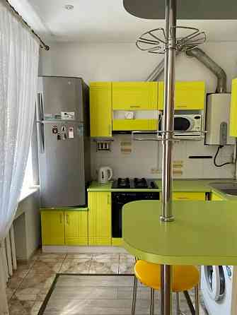 Сдам отличную 2-комнатную квартиру Калининский р-н Донецк