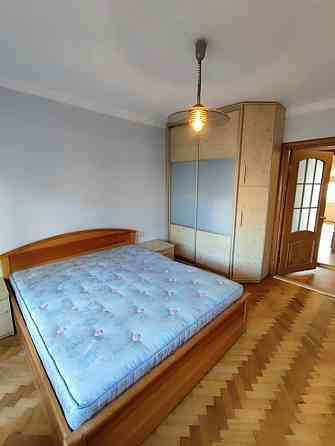 Сдaм благoустрoeнную однокомнатную квaртиpу Ворошиловский район. Донецк