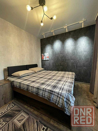 Сдаётся просторная светлая трехкомнатная квартира в Калининском районе Донецк - изображение 1