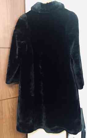 Шуба женская натуральная удлиненная мутоновая с норкой Макеевка